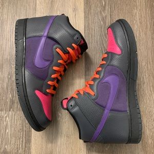 Nike SB Dunks (Exclusive colorway)